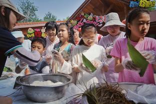 若公牛出手卡鲁索 将有两位数的球队追求他 你的主队愿出什么筹码